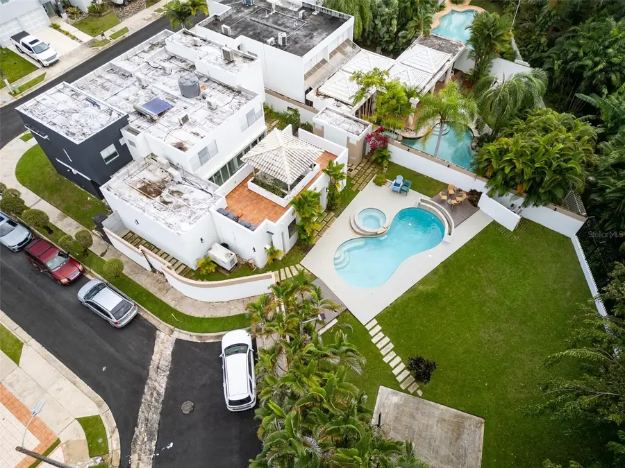 2 street El Mirador, San Juan, PR 00926 - Image #2