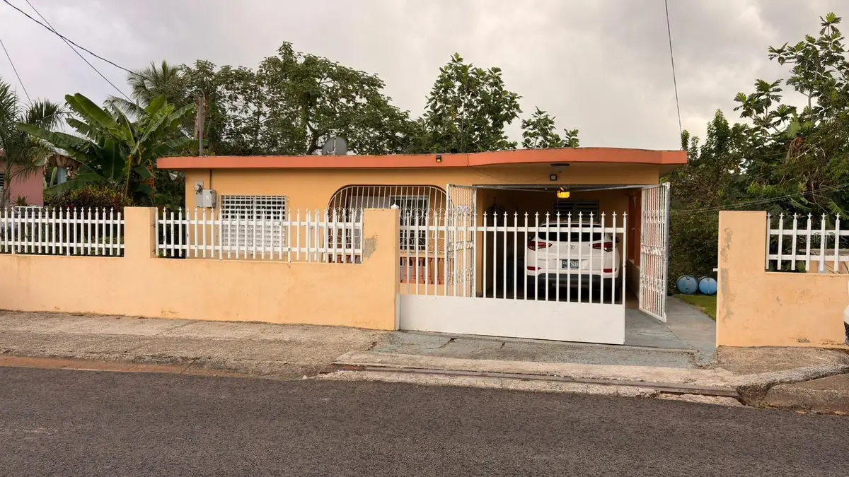 Avenida Porvenir 108 Comunidad Reparto Macas, Mayaguez, PR 00680 - #1