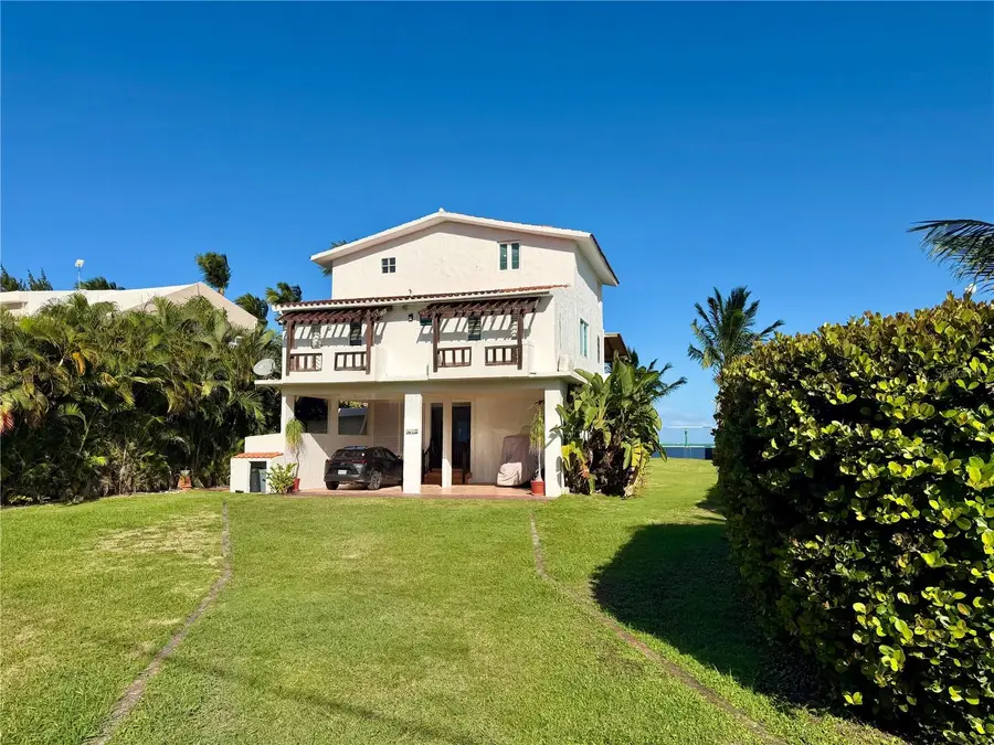 968 Camino Las Picuas #14, Rio Grande, PR 00745 - #2