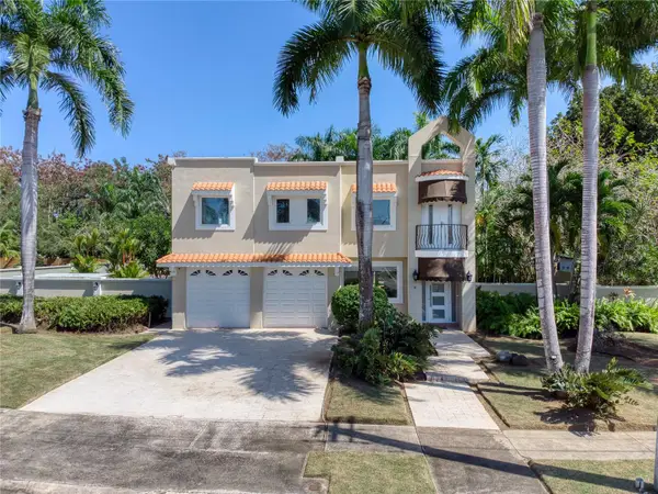 A4 Paseo Madrid St, VEGA ALTA, PR 00692