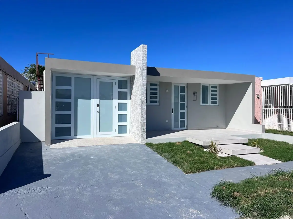 II Domingo Delgado Urb. Levitown #94HN, Toa Baja, PR 00949 - #1