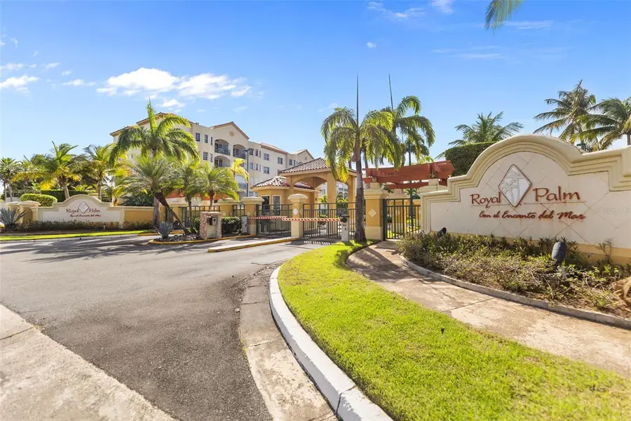 6690 Royal Palm #C-201, Vega Alta, PR 00692 - #2