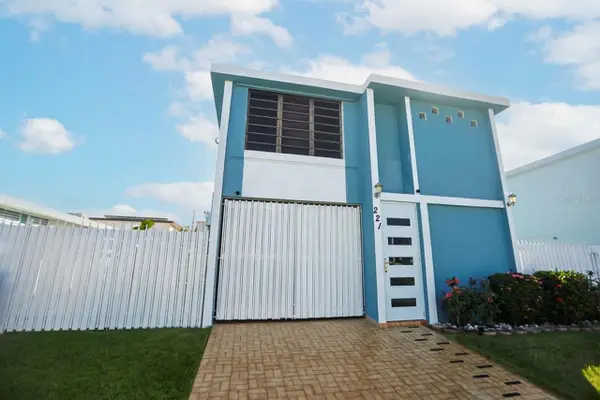 221 Calle Manati, RIO GRANDE, PR 00745