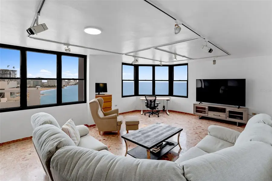 2 Washington Street #1201, San Juan, PR 00907 - #2