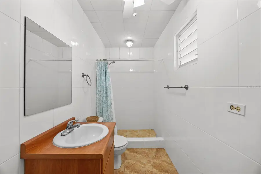 Com Stella Calle 5 Bo Pueblo, Rincon, PR 00677 - #3