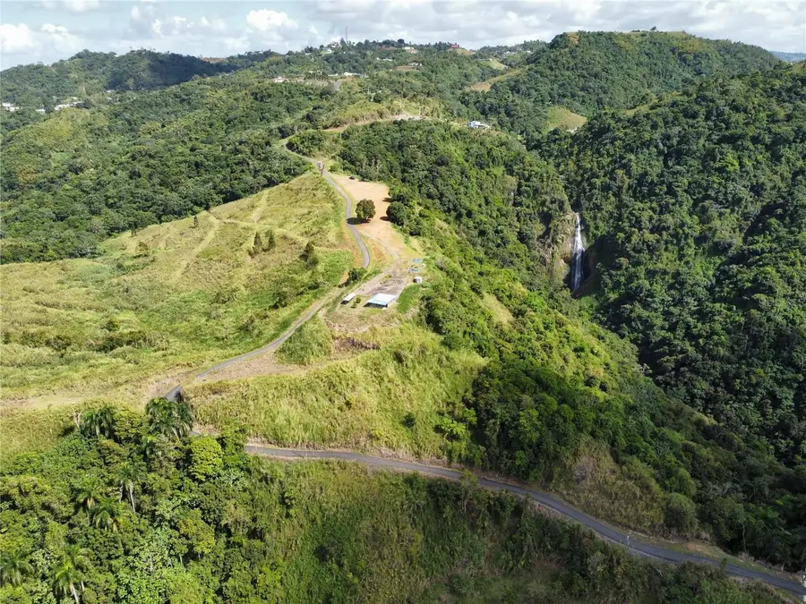 PR-155 KM 34.0 Barrio Perchas, Morovis, PR 00687 - #2