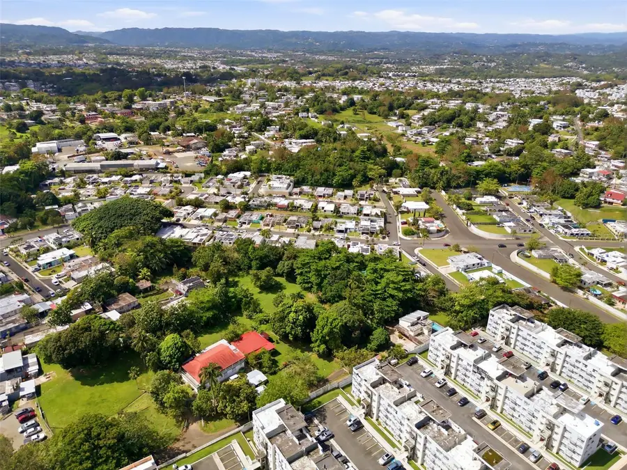 862 Street, Bayamon, PR 00961 - #2