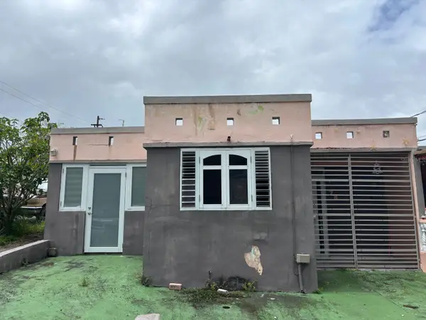 CALLE AQUA MARINA Estancias Del Parque #78, CAROLINA, PR 00987