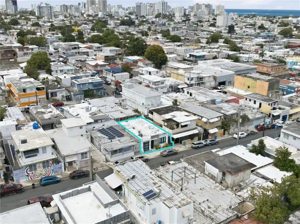 320 Calle Degetau, SANTURCE, PR 00912