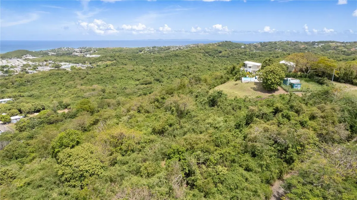 18 Calle 16, Vieques, PR 00765 - #1