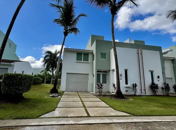 I30 Villas De Golf, JUNCOS, PR 00777
