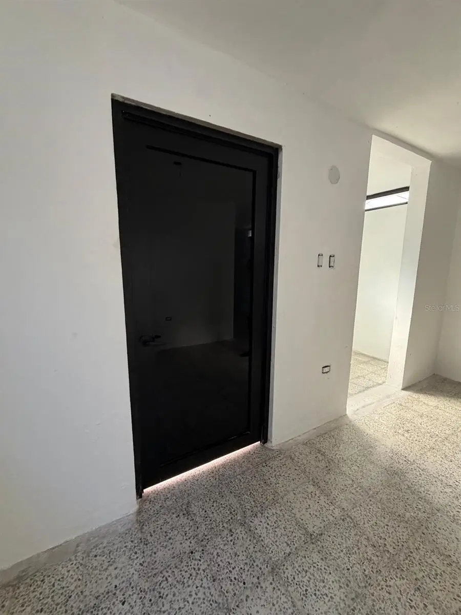 Solar 60 Barbosa St, Catano, PR 00962 - #2