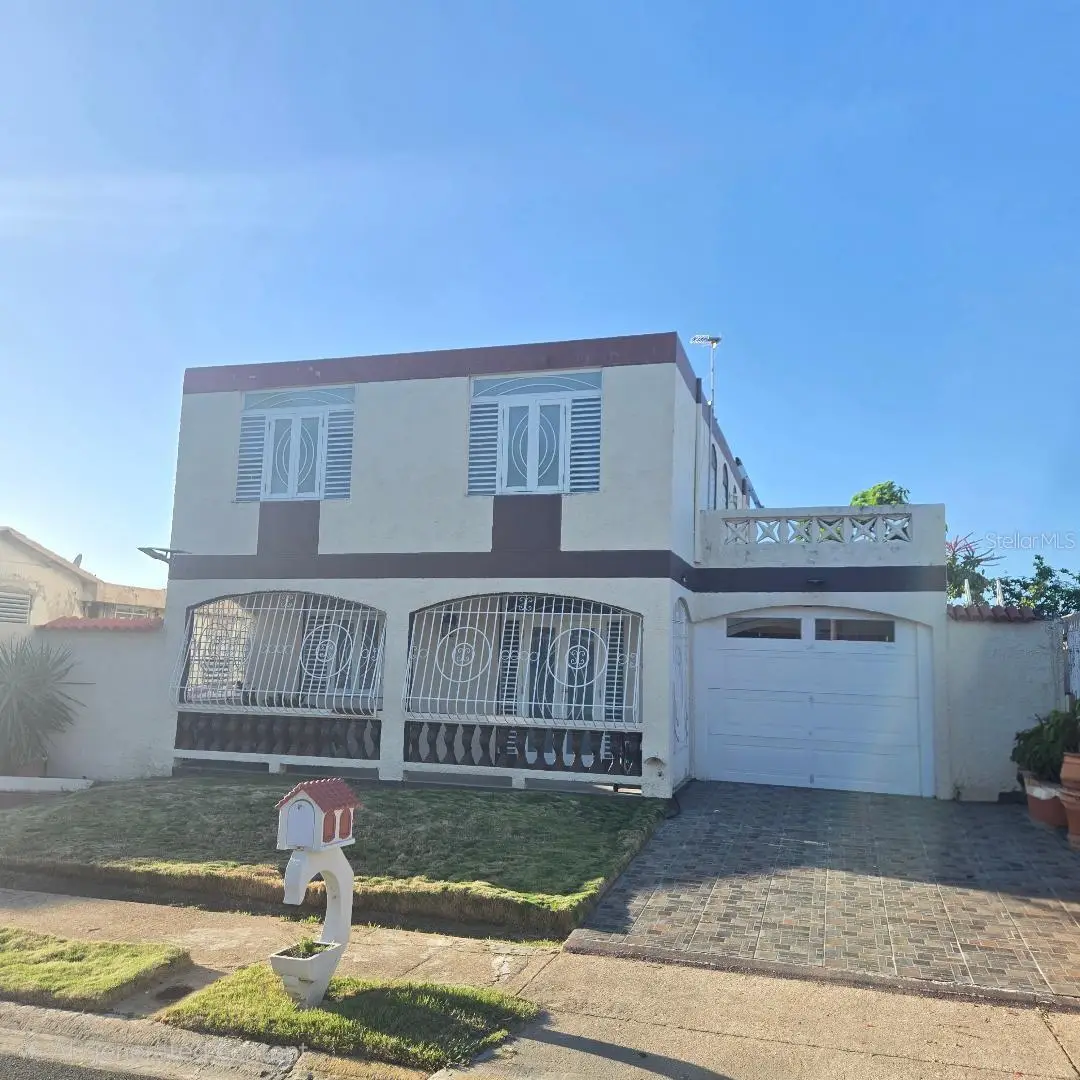 92 LEVITTOWN LAKES Calle Domingo Delgado, Toa Baja, PR 00949 - #1