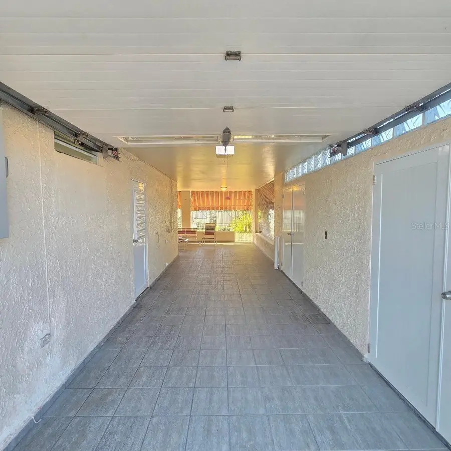 92 LEVITTOWN LAKES Calle Domingo Delgado, Toa Baja, PR 00949 - #2