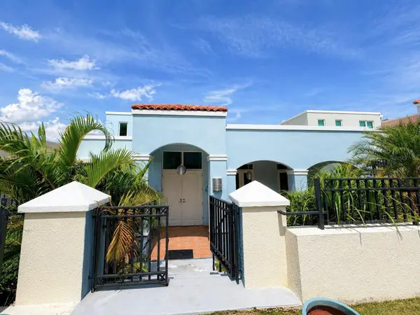 TREASURE POINT Calle Aguamarine #13, VEGA ALTA, PR 00692