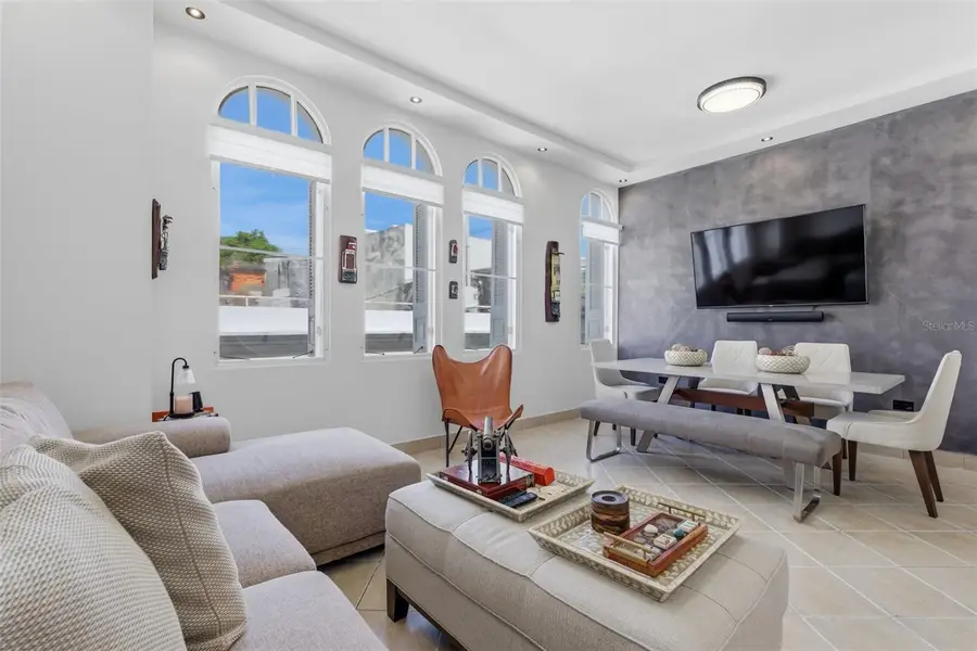 151 San Justo #301, San Juan, PR 00901 - #3