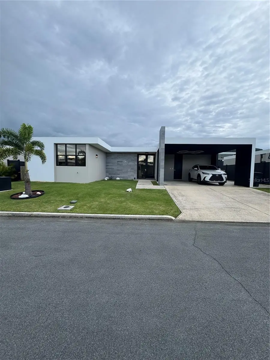 201 Guadiana, Gurabo, PR 00778 - #1
