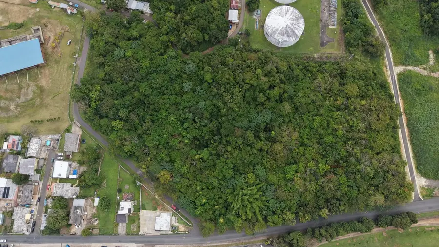 1 Pr-686 Km 1.2, Manati, PR 00674 - #3