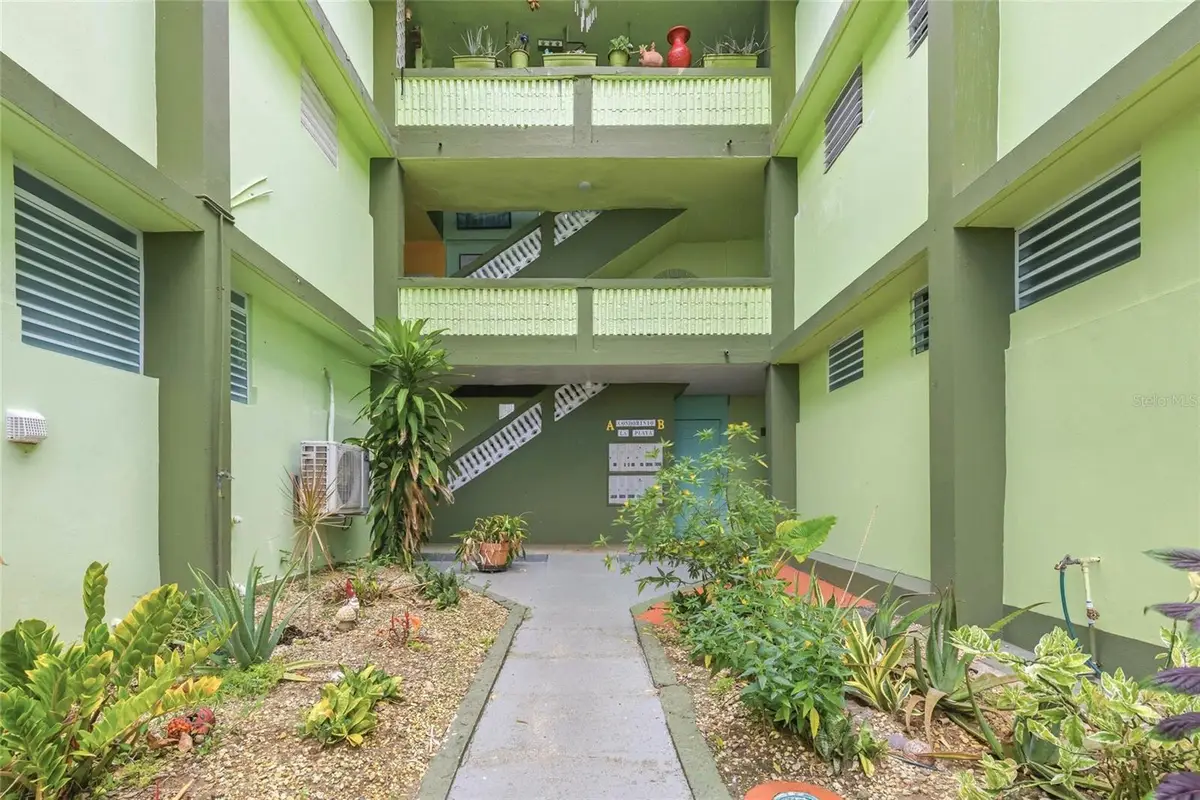 10 Calle Covalle Gandia Street #201 B, Arecibo, PR 00612 - #1