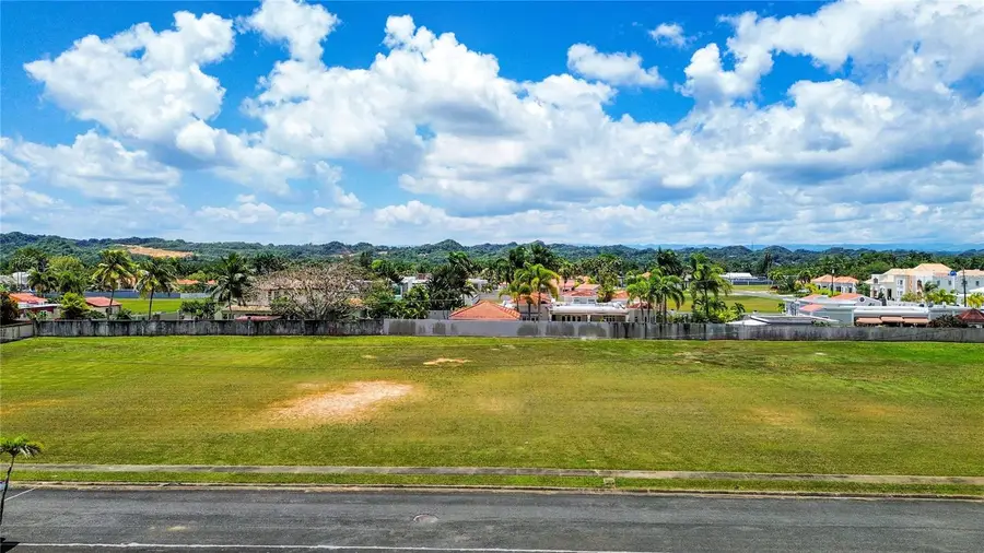 D-12 Paseo Ibiza, Vega Alta, PR 00692 - #3