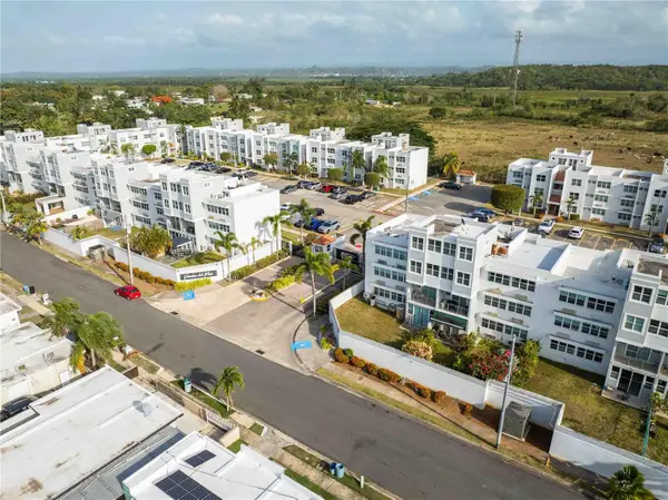 500 Veredas Del Mar Cll Jurel #I-307, VEGA BAJA, PR 00693