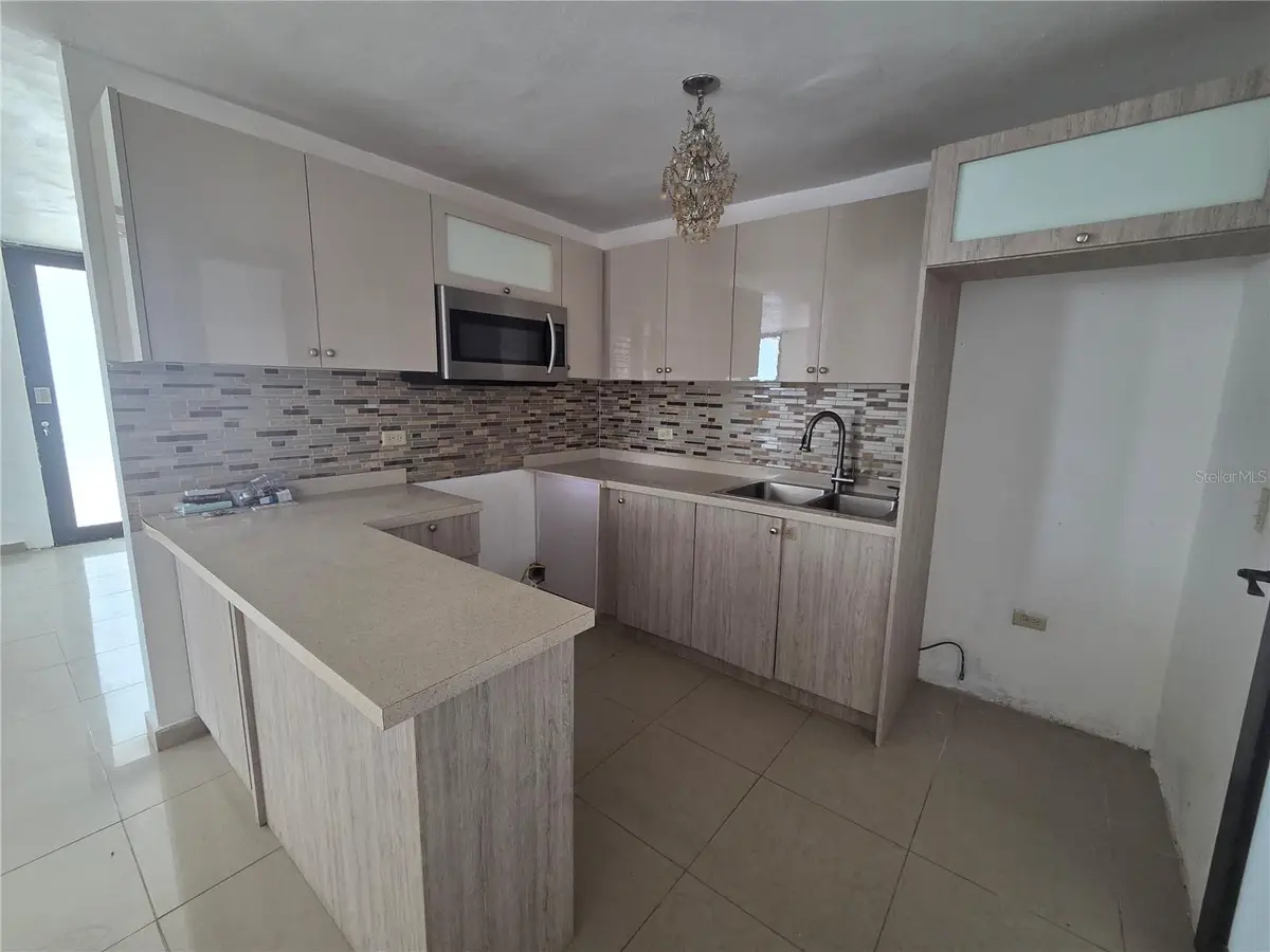 24 calle 35 Villa Carolina, Carolina, PR 00983 - #1