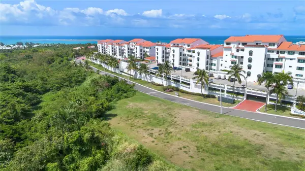 62 Las Vistas, RIO GRANDE, PR 00745