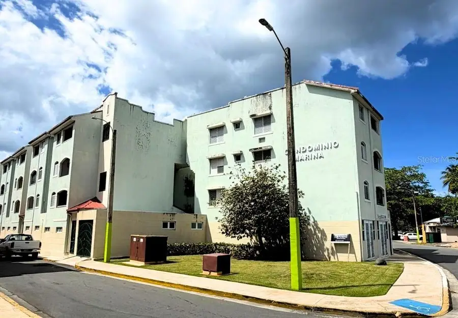 Calle Asisclo Soler N Condominio La Marina Avenue #3402, Barceloneta, PR 00617 - #2