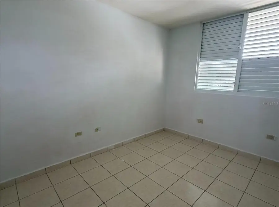 Calle Asisclo Soler N Condominio La Marina Avenue #3402, Barceloneta, PR 00617 - #3