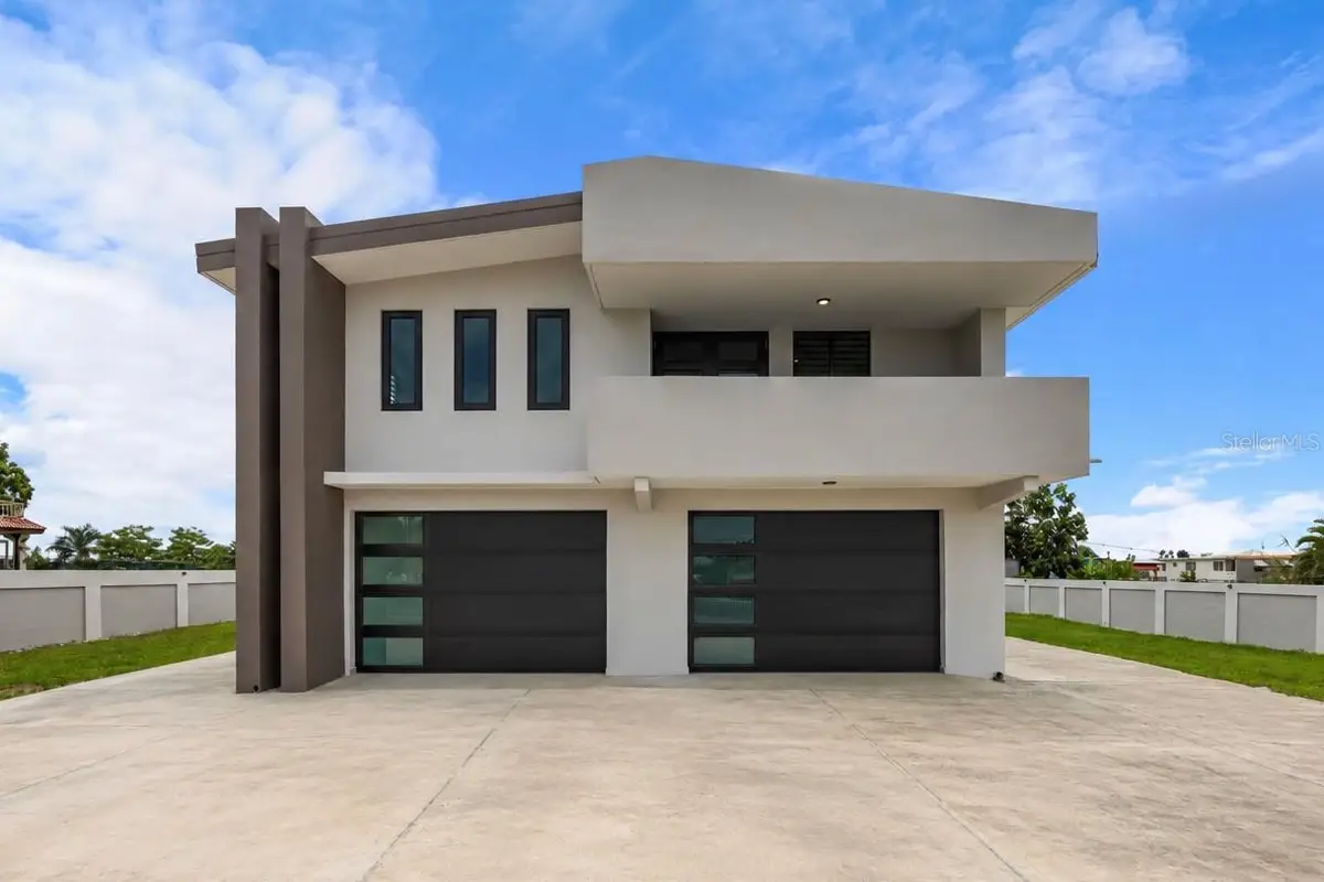 4 Rexville Van Scoy, Bayamon, PR 00957 - #1