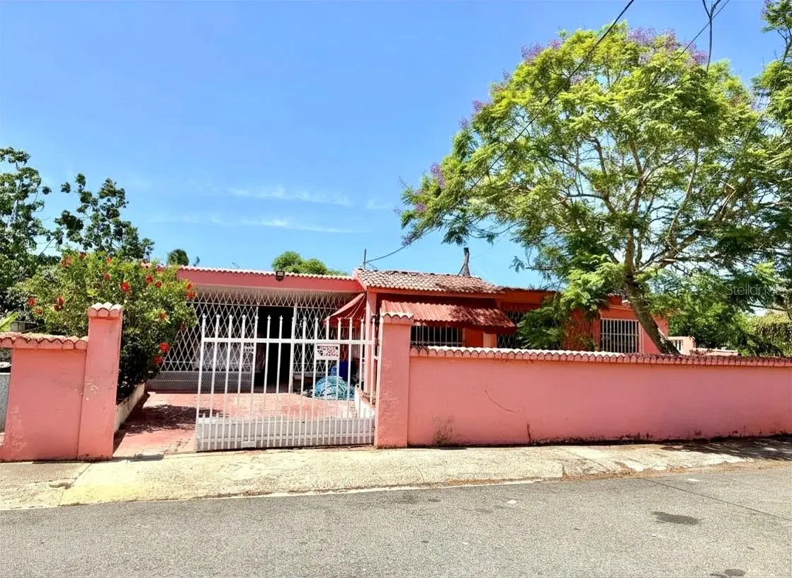 Address Withheld By Seller, Toa Baja, PR 00949 - #1