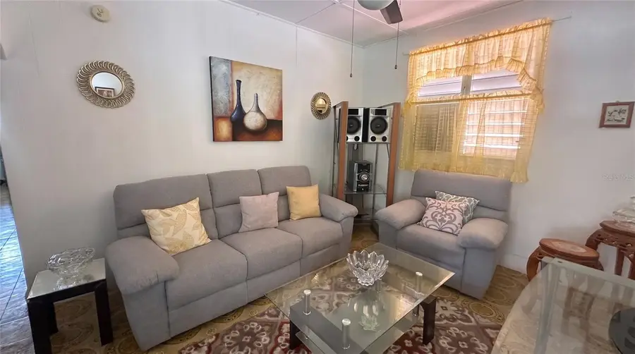 calle 5 Comunidad Rural Villa Borinquen, Canovanas, PR 00729 - #3