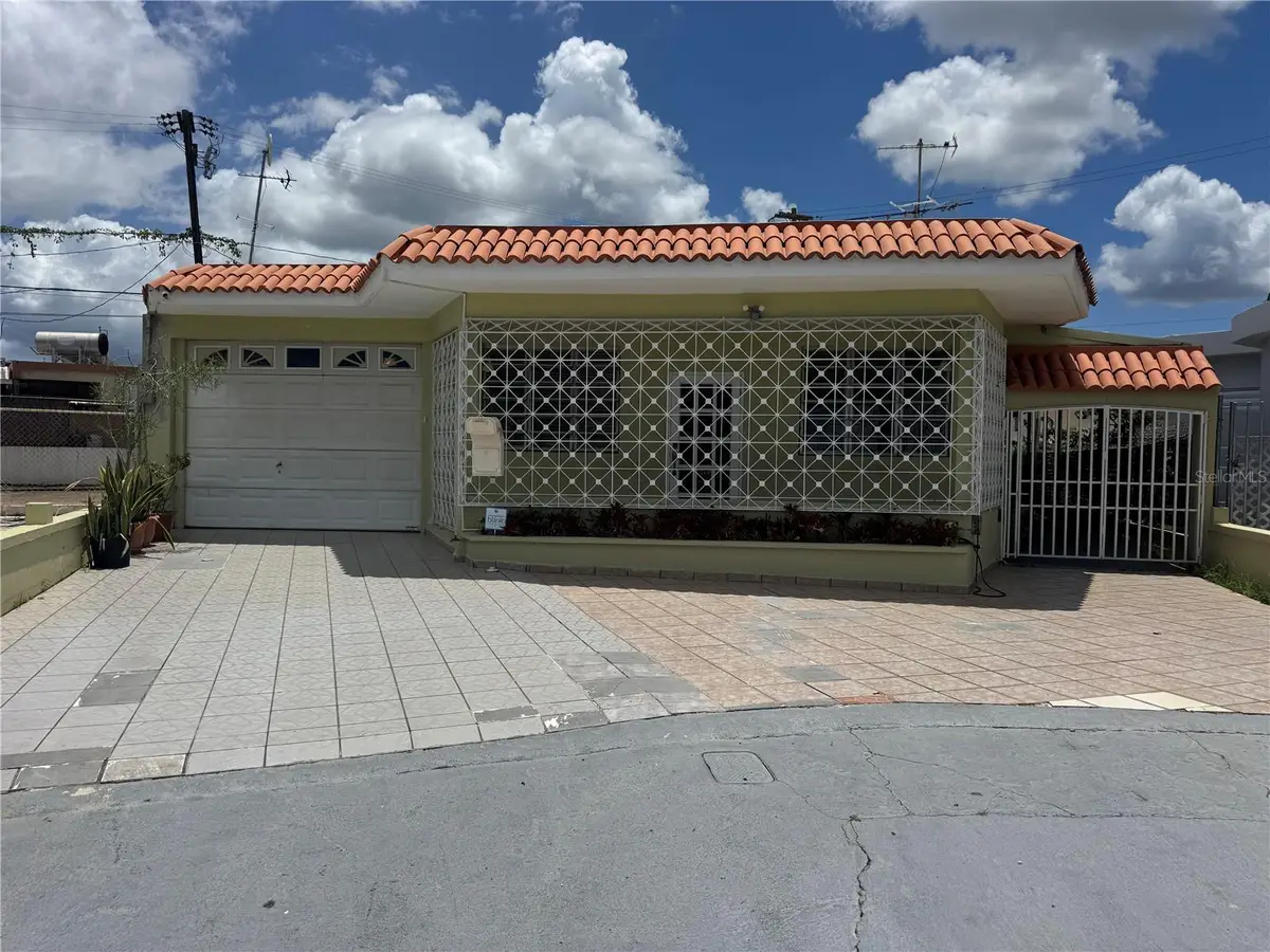 35 X Colombina, Bayamon, PR 00956 - #1