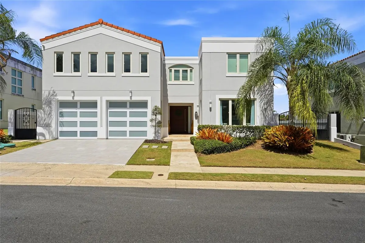 Bloque LN Solar 27, Caguas, PR 00727 - #1