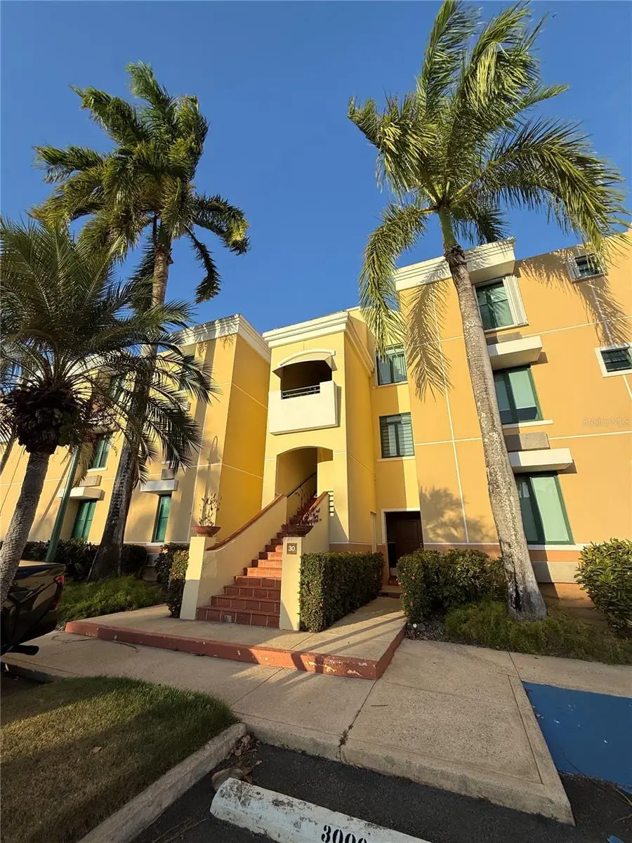 Edificio 8 El Dorado Club #30-03, Vega Alta, PR 00692 - #2