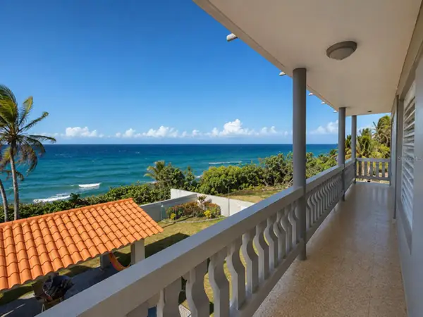Address Withheld By Seller, DORADO, PR 00646