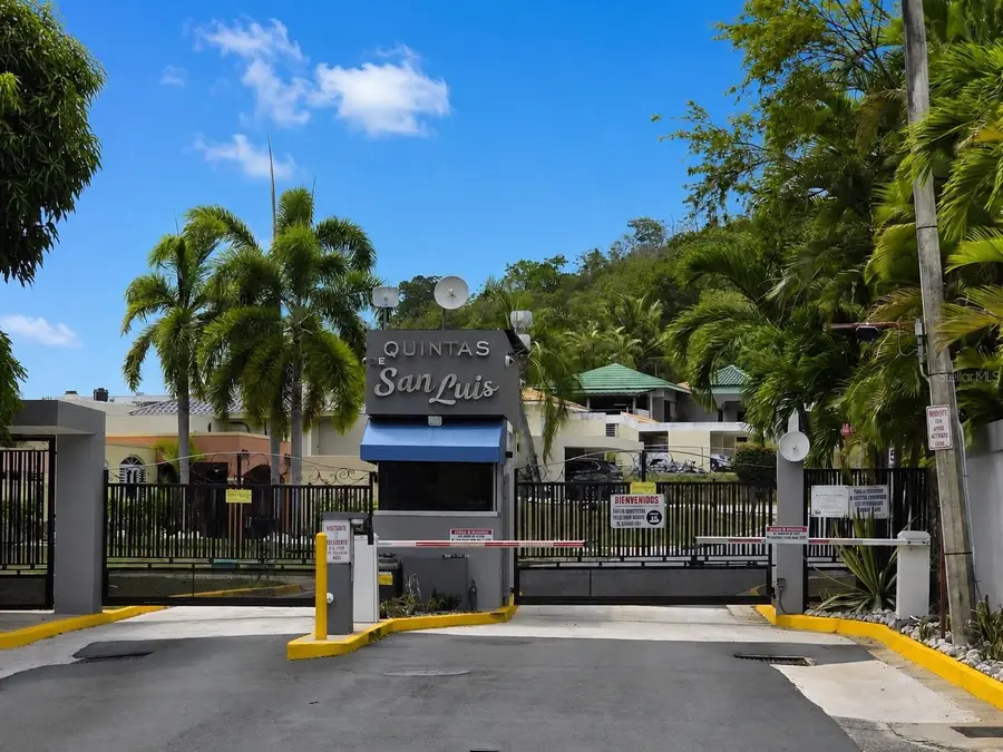 B8 Dali, Caguas, PR 00725 - #2