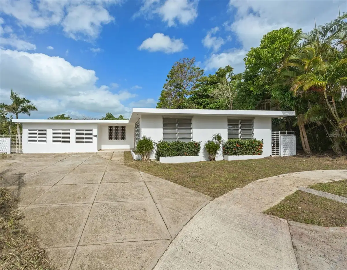 5 Toledo St, Caguas, PR 00725 - #1