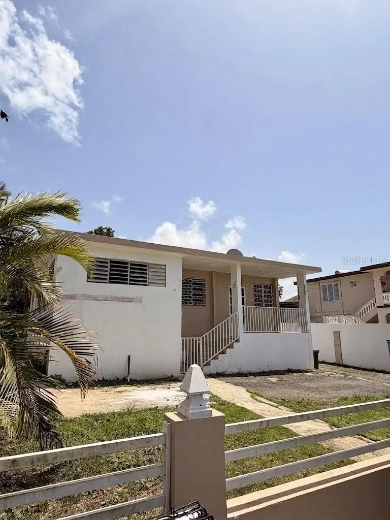 Calle Los Cedros Urb. Brisas De Llanadas, Calle Los Cedros #24, Barceloneta, PR 00617 - #3