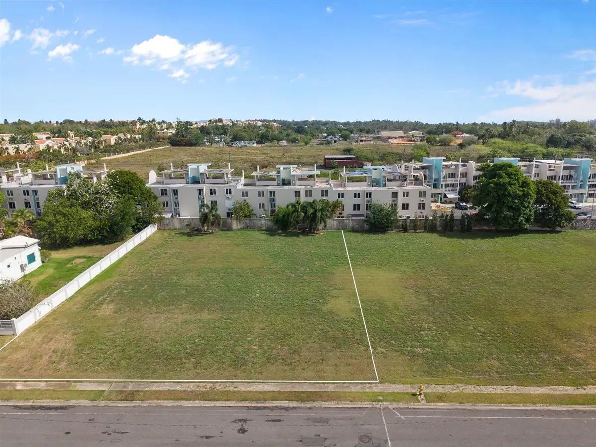 G8 Calle 2, Vega Alta, PR 00692 - #1