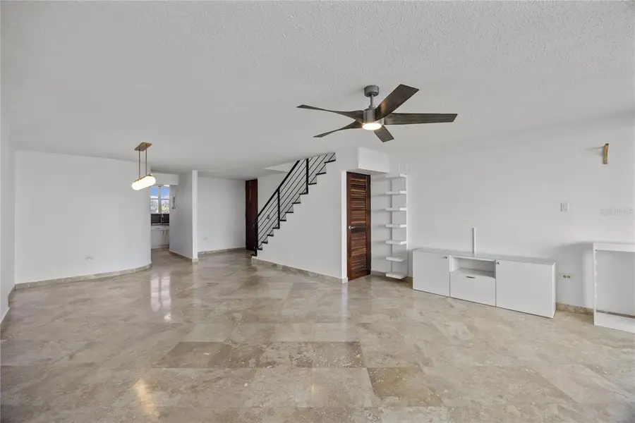 146 Ave Santa Ana Bosque De La Villa De Torrimar #C-PH-D, Guaynabo, PR 00971 - #3