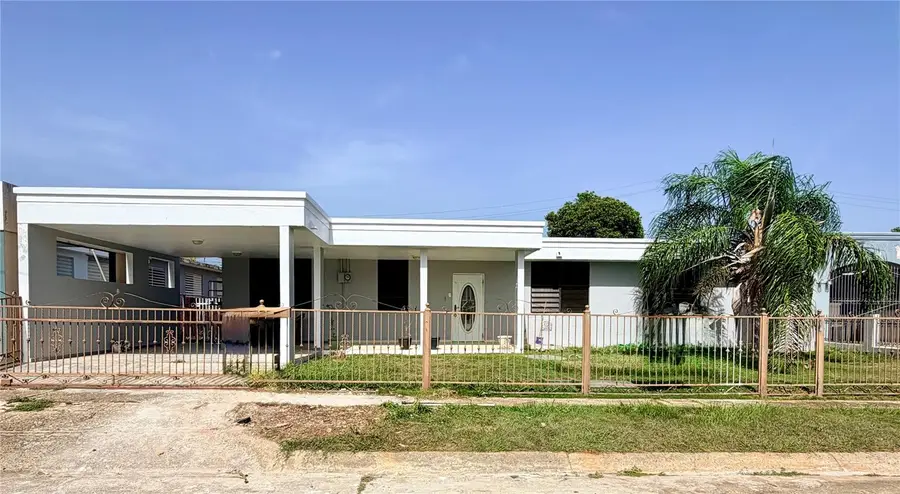 #131 Calle Harrinson Base Ramey, Aguadilla, PR 00603 - #2