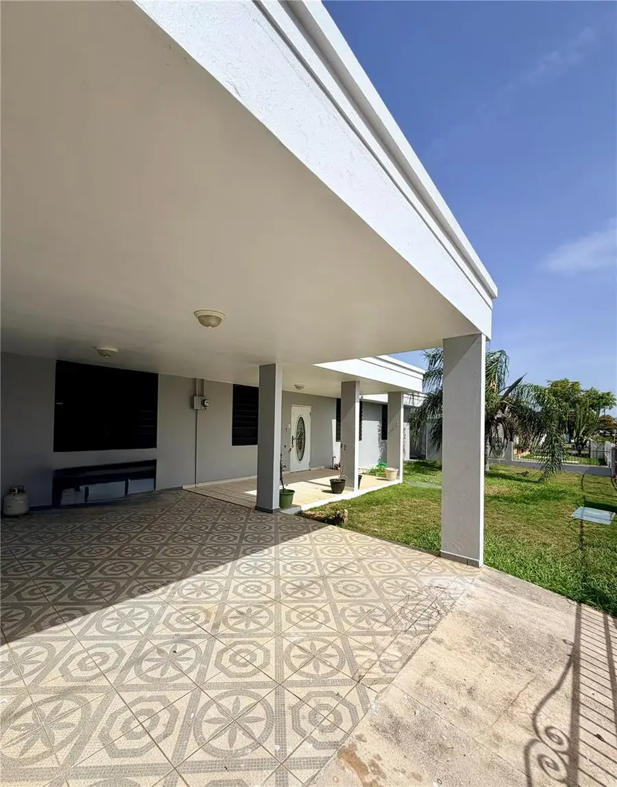 #131 Calle Harrinson Base Ramey, Aguadilla, PR 00603 - #3