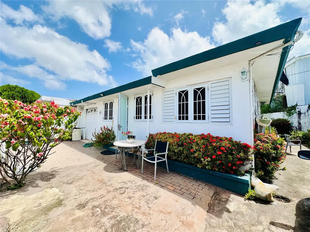 Calle 27 SO Urb. Las Lomas 869, San Juan, PR 00921 - #1