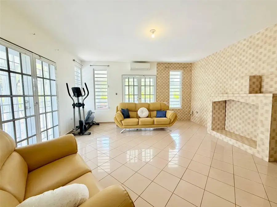 Casa La Plata, Cidra, PR 00739 - #2