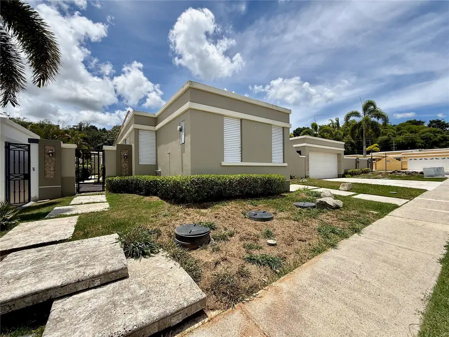 834 Calle 3 #B13, Guaynabo, PR 00971 - #2
