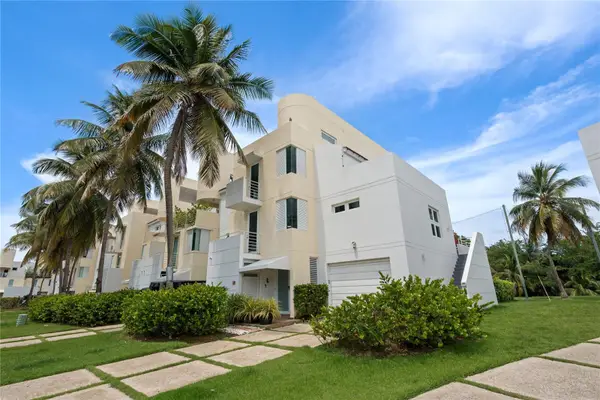151 Vilas De Golf East #73, DORADO, PR 00646