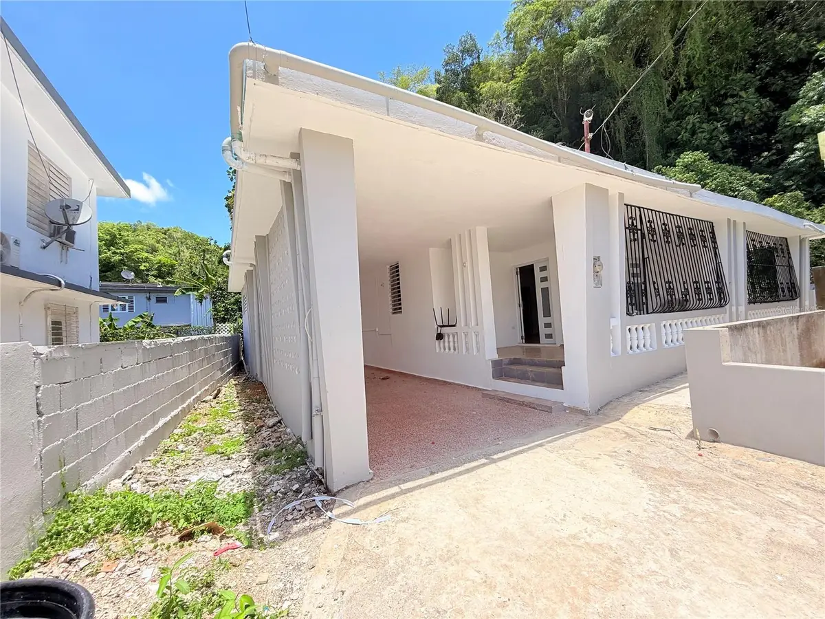 77 Tulipn Pmpanos, Vega Alta, PR 00692 - #1