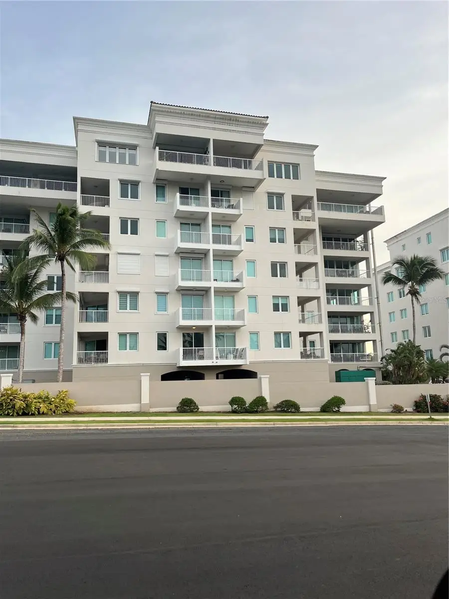 Calle Olivine 83 Treasure Point #323, Vega Alta, PR 00692 - #1