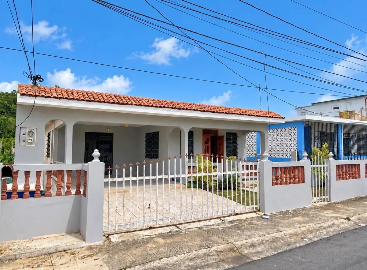 #635 18 ST. Urb. Vista Verde, Aguadilla, PR 00603 - #1